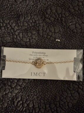 Gold Friendship Initial 'E' Bracelet